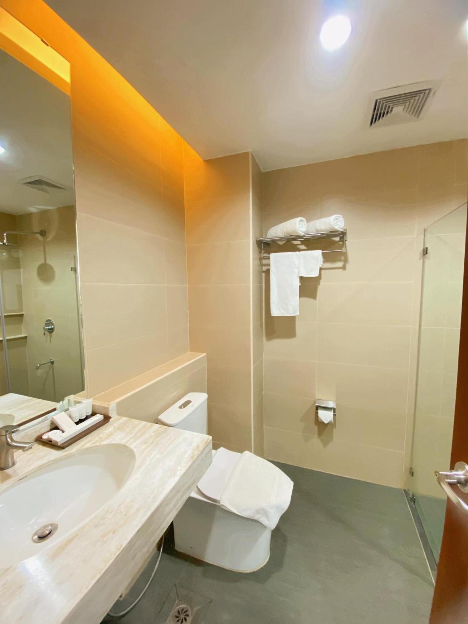 Jrp Vanyard Resort Hotel Калибо Экстерьер фото